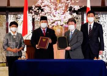 日本とインドネシア両政府は３月30日、外務・防衛閣僚会合（２プラス２）を開催した（インドネシア防衛省提供）