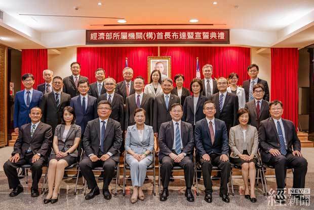 台湾経済部は組織再編を行い、産業発展署など五つの署を新設した（経済部提供）
