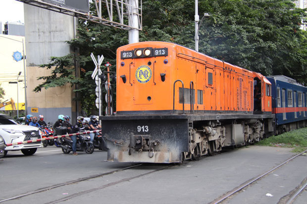 中国融資の鉄道インフラ事業が白紙に戻り、フィリピン政府は新たな資金調達を模索している＝29日、マニラ首都圏パサイ市（ＮＮＡ撮影） 