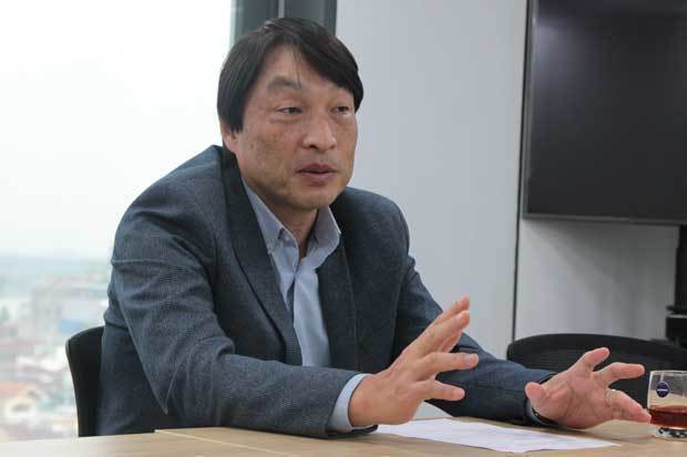 丸紅ベトナムの井上社長は、地場企業などとの協業促進やグリーン戦略に力を入れる方針を示した＝１月、ハノイ