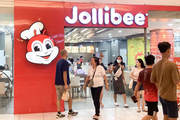 外食最大手ジョリビー・フーズはアジア太平洋地域で出店攻勢をかけている＝10日、マニラ首都圏マカティ市（ＮＮＡ撮影）