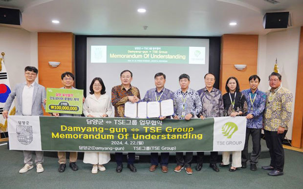 トゥナス・サワ・エルマ（ＴＳＥ）グループは22日、韓国・潭陽郡と同国の品種のイチゴをインドネシアで栽培することで覚書を締結した（アンタラ通信）