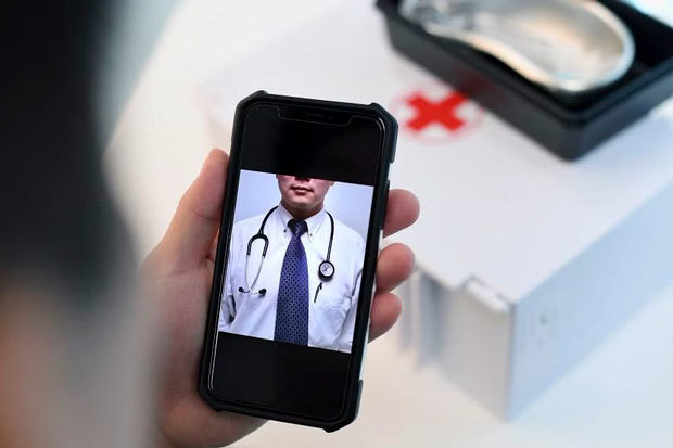 シンガポール保健省は、医師による診断書発行の条件厳格化を検討している（PHOTO: ST FILE ）