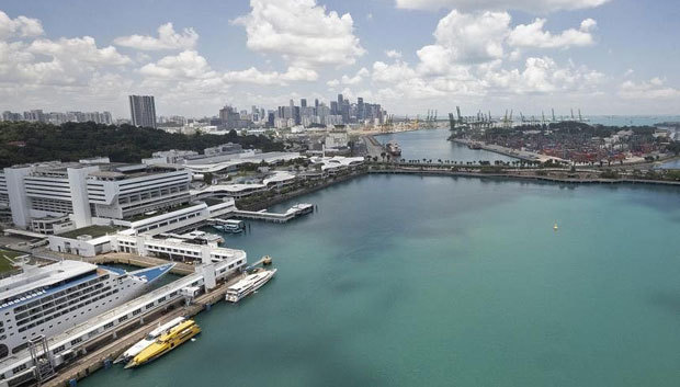政府は国内２カ所のクルーズセンターを統合する計画だ。写真はハーバーフロントのシンガポール・クルーズ・センター（ST PHOTO: WANG HUI FEN）