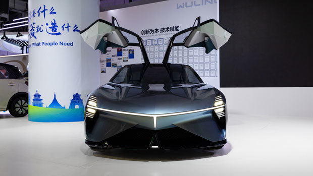 上汽通用五菱汽車（ＳＧＭＷ）は、ＡＳＥＡＮ戦略車「東盟の光」を発表した＝９月24日、南寧市の「中国ＡＳＥＡＮ博」会場（ＧＭのホームページより）