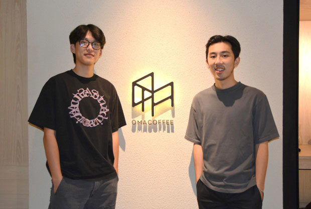 共同創業者のオファンさん（右）、ジェフさん（ＮＮＡ撮影）