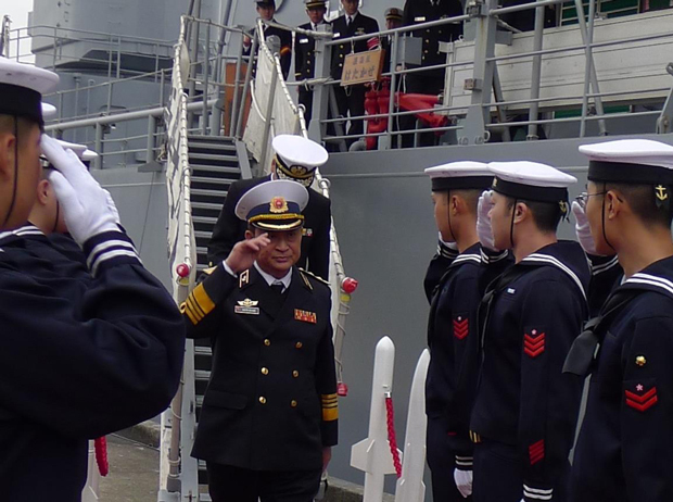 2011年に日本を訪問したグエン・バン・ヒエン海軍提督（当時）＝小高教授撮影