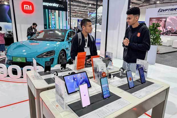 小米はスマホで築いたブランド力を生かし、24年はＥＶ業界でも「走るスマホ」を体現する存在として注目を集めた（新華社）