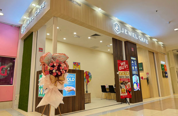 ペラ州イポーに開業した「ジュエルカフェ」の店舗（同社提供）