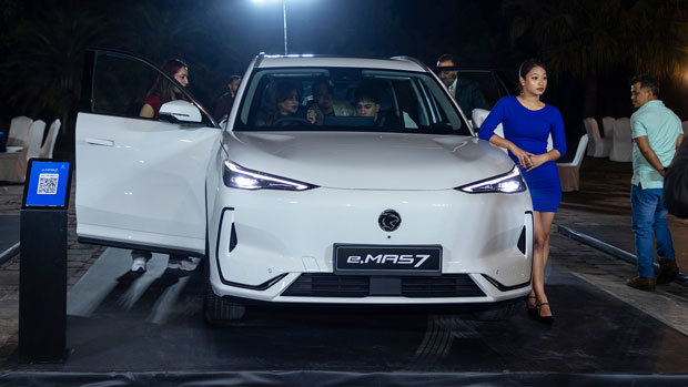 プロトン・ホールディングスは、ネパールで自社ブランドのＥＶ「ｅ．ＭＡＳ７（イーマス７）」を発売した（同社提供）
