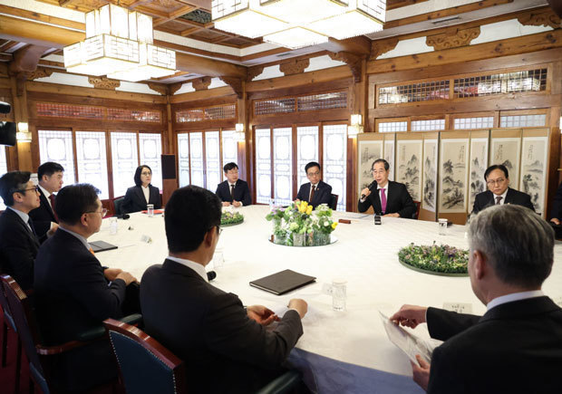 韓国政府はこのほど、米国の関税措置に対応するための経済安保対策会議を開催（首相室提供）