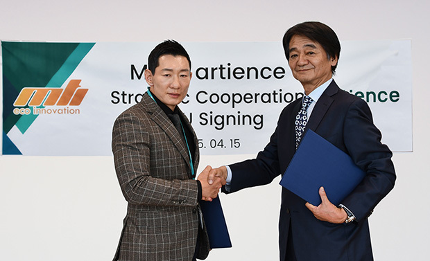 artienceは韓国ＭＴＩと覚書を交わした（同社提供）