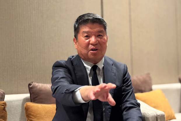 インタビューに答えるカヤバの川瀬社長兼ＣＥＯ＝16日、首都バンコク（ＮＮＡ撮影）