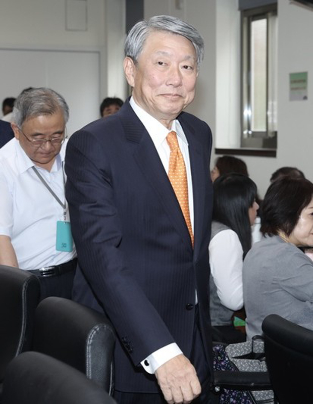 台湾の郭智輝経済部長は対米関税交渉の状況に関するメディアの質問に「今も交渉中」とだけ答え、詳細は明らかにしなかった＝７日、立法院（中央通信社）