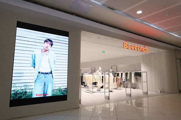 カジュアルファッションブランド「エイトセカンズ」のフィリピン１号店（サムスン物産提供）
