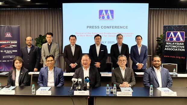 マレーシア自動車協会（ＭＡＡ）は記者会見を開いた＝16日、クアラルンプール（ＮＮＡ撮影）