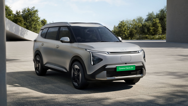 航続距離490キロメートルの性能を持つ、キア・インディアのインド製ＥＶ「カレンス・クラビスＥＶ」（同社提供）