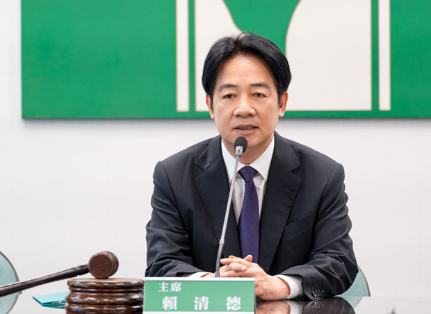 中央常務委員会に臨む頼清徳総統＝30日（中央通信社）
