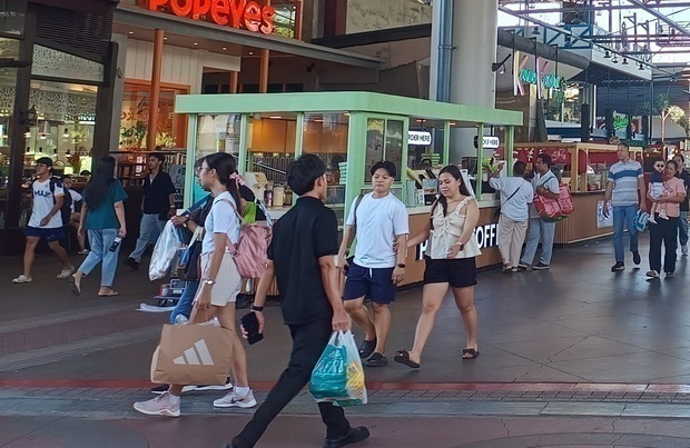 堅調な個人消費が経済成長を支えている＝４日、マニラ首都圏タギッグ市（ＮＮＡ撮影）