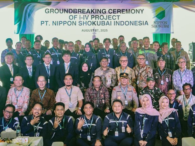 日本触媒のインドネシア法人ニッポン・ショクバイ・インドネシアは、紙おむつの原料となる高吸水樹脂（ＳＡＰ）の製造設備増設の起工式を開催した（日本触媒提供）