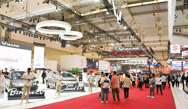 自動車展示・販売会「ガイキンド・インドネシア国際オートショー（ＧＩＩＡＳ）2025」の会場の様子＝7月、バンテン州（ＮＮＡ撮影）