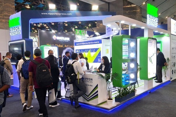 半導体産業の展示会「セミコン・インディア2025」（９月２～４日）で設けたＮＸグループのブース＝インドの首都ニューデリー（ＮＮＡ撮影）