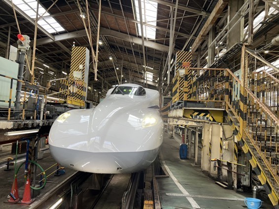 台湾高鉄は、28年末までに次世代車両「Ｎ700ＳＴ」の全編成を稼働させる計画＝22日（中央通信社）