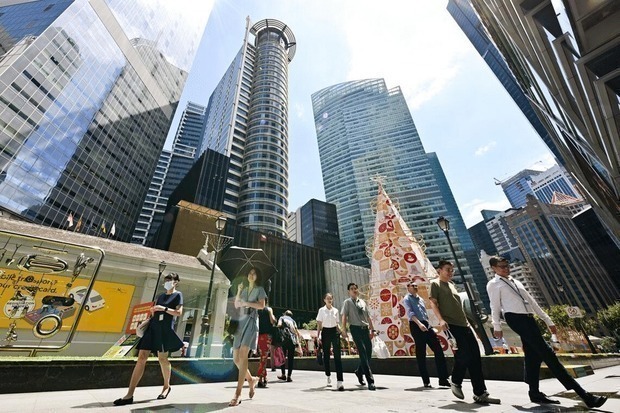 シンガポール企業の2026年の平均昇給率見通しは4.3％で、25年と同水準となる見通しであることが英コンサルティング会社エーオンの調査で分かった（ST PHOTO: LIM YAOHUI）