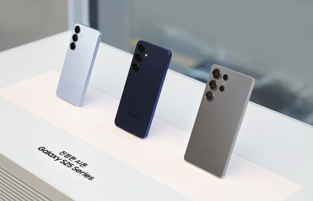 サムスン電子のスマホ「ギャラクシーＳ25」には自社ＡＰ「エクシノス2500」が搭載されなかった（同社提供）