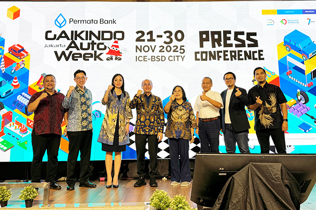 「ガイキンド・ジャカルタ・オート・ウイーク（ＧＪＡＷ）2025」開催に向けた会見で意気込む関係者＝23日、インドネシア・ジャカルタ（ＮＮＡ撮影）
