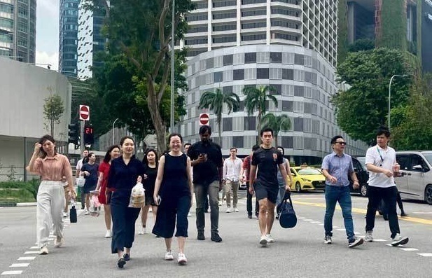 外国人居住者と永住者を除くシンガポール国民は366万人。中華系が76％、マレー系が15％、インド系が８％となっている（ＮＮＡ撮影）