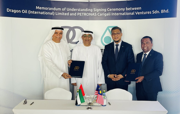 ペトロナスは、子会社を通じてＵＡＥのドラゴン・オイルと提携した＝10月31日（ペトロナス提供）