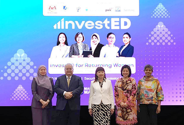 マレーシア証券委員会（ＳＣ）は、キャリア女性の職場復帰プログラムを発表した＝10日、クアラルンプール（ＮＮＡ撮影）