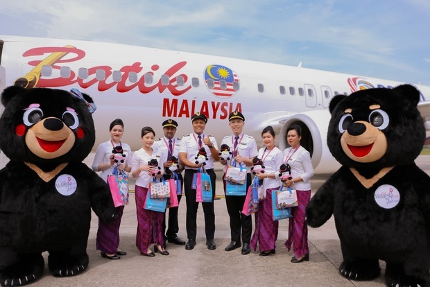 バティックエア・マレーシアは８日、ペラ州イポーとシンガポールを結ぶ定期便を就航した（同社フェイスブックより）