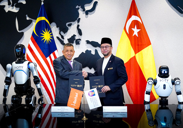 Ｉ（アイ）は、マラ工科大学（ＵｉＴＭ）とＡＩ人材の育成に向けて提携した（ＰＲ会社提供）