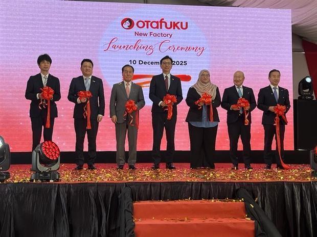 オタフクソース・マレーシアはスンダヤン・テックバレーに新設した社屋と工場の完成式典を開催した＝10日、ヌグリスンビラン州（ＮＮＡ撮影）