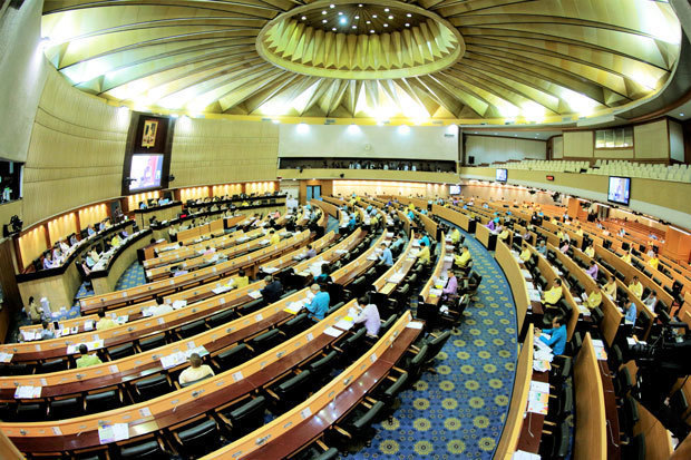 タイの暫定議会に当たる国家立法議会（ＮＬＡ）は、プラユット政権下で重要な新税法案を複数可決した（ネーション提供）