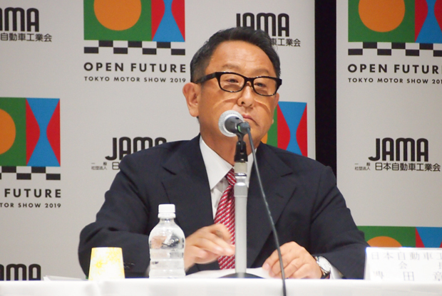 26日に行われた自工会の理事会で会長職の続投が決まった豊田章男氏（トヨタ社長）＝26日、東京（ＮＮＡ撮影）