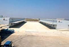 ヤンゴン東部で建設工事が完了した鈴江コーポレーションの物流倉庫（同社提供）