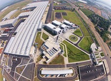 工場のイメージ（ダイムラー・インディア・コマーシャル・ビークルズ提供）