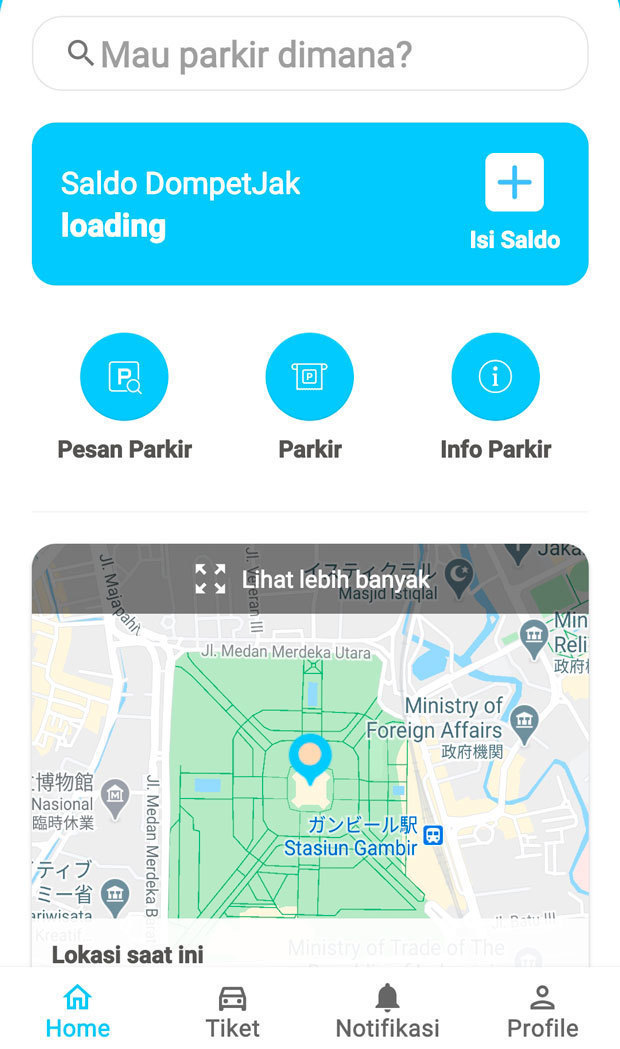 アプリ「ジャクパルキール」のトップ画面。駐車場の場所を検索し、空きスペースを予約できる。駐車料金はアプリの電子マネーで支払う（アプリの画像キャプチャー）