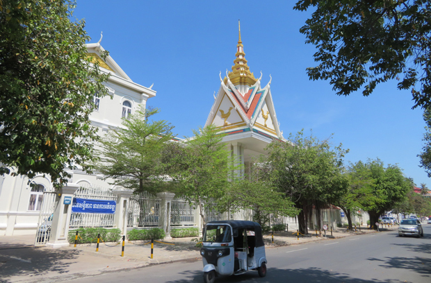 カンボジア証券取引所。上場企業数は限られているものの、今後の拡大が期待される＝筆者撮影（2021年2月）