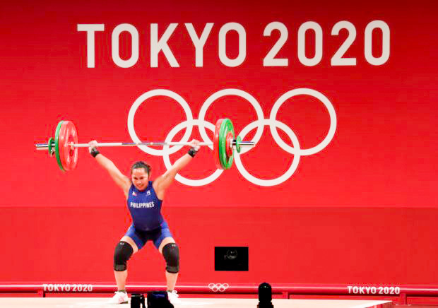 東京五輪で重量挙げに出場したヒディリン・ディアス選手は、フィリピン人初の金メダルを獲得した（インクワイラー提供）