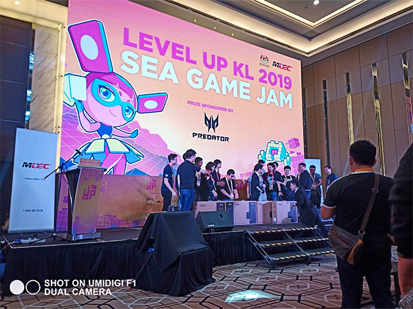 マレーシアのゲームイベント「LEVEL UP KL」の様子（筆者提供）