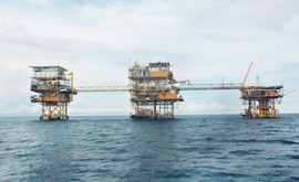 エネルギー・鉱物資源省は、2022年に石油ガス12鉱区の入札を実施する（アンタラ通信）