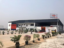 インド北部ハリヤナ州に設置された自動車リサイクル工場の土地面積は約8,093平方メートル。延床面積は約2,151平方メートル（会宝産業提供）