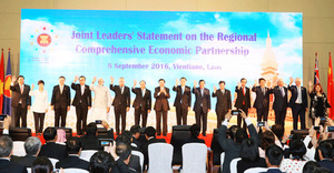 ＲＣＥＰに参加予定の16カ国の首脳は９月、交渉の早期妥結を目指すとの共同声明を発表した（写真はラオス、Thong Nhat/VNA＝ＮＮＡ） 