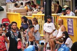 フィリピン国内で貧困層が増加している＝５月、首都マニラ（ＮＮＡ撮影）