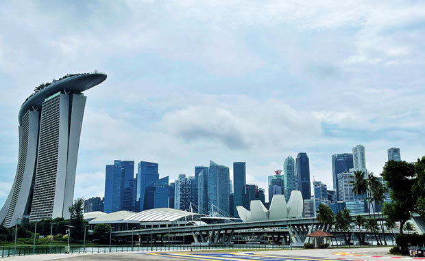 シンガポール政府は、22年の経済成長率が前年比で約3.5％になると予想している＝シンガポール中心部（ＮＮＡ撮影）
