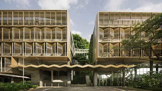 シンガポール国立大学は「ネットゼロ」を実現する校舎２棟を開所した（同大学提供）
